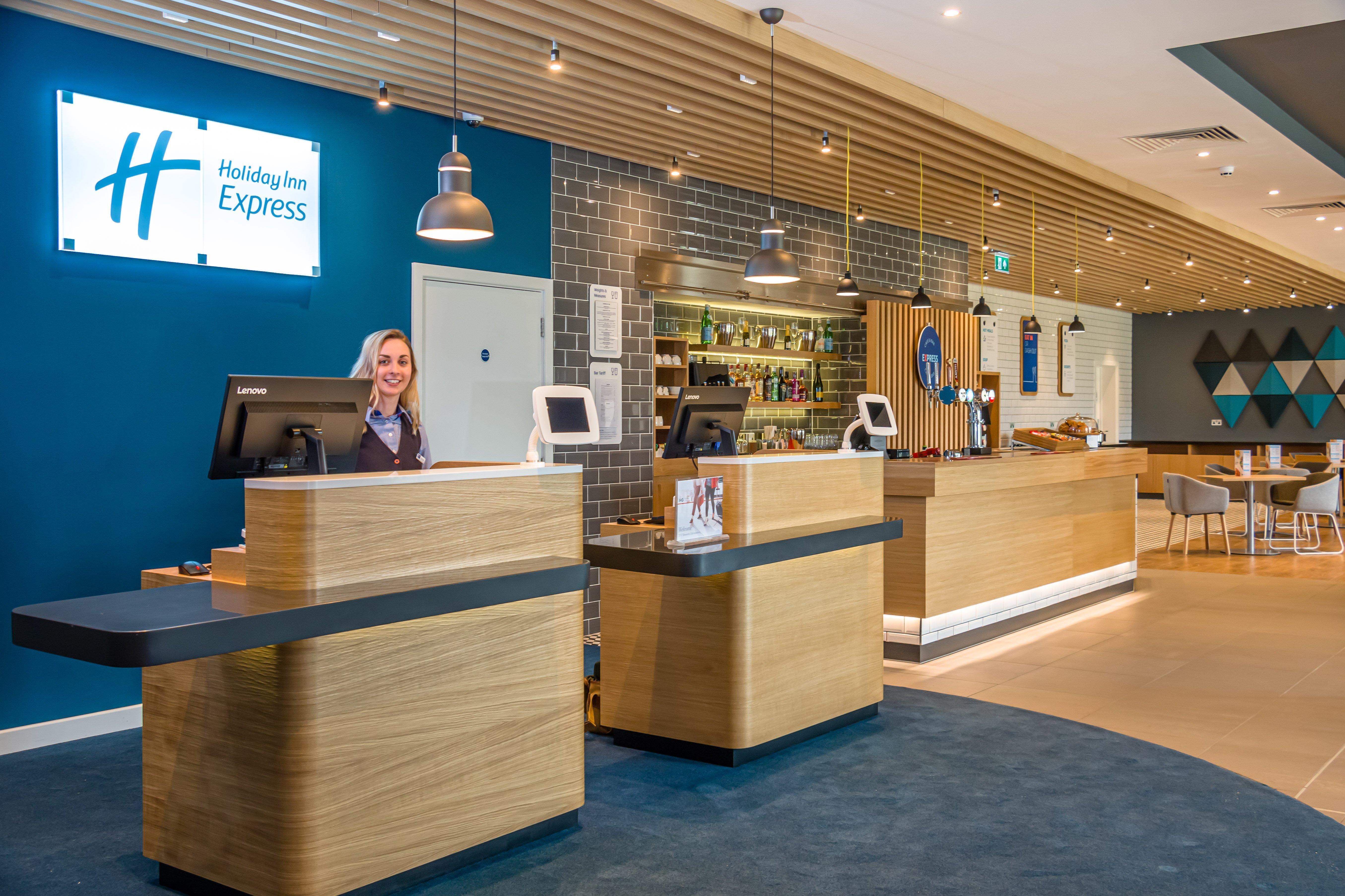 Holiday Inn Express - Bodmin - Victoria Junction By Ihg Exteriör bild