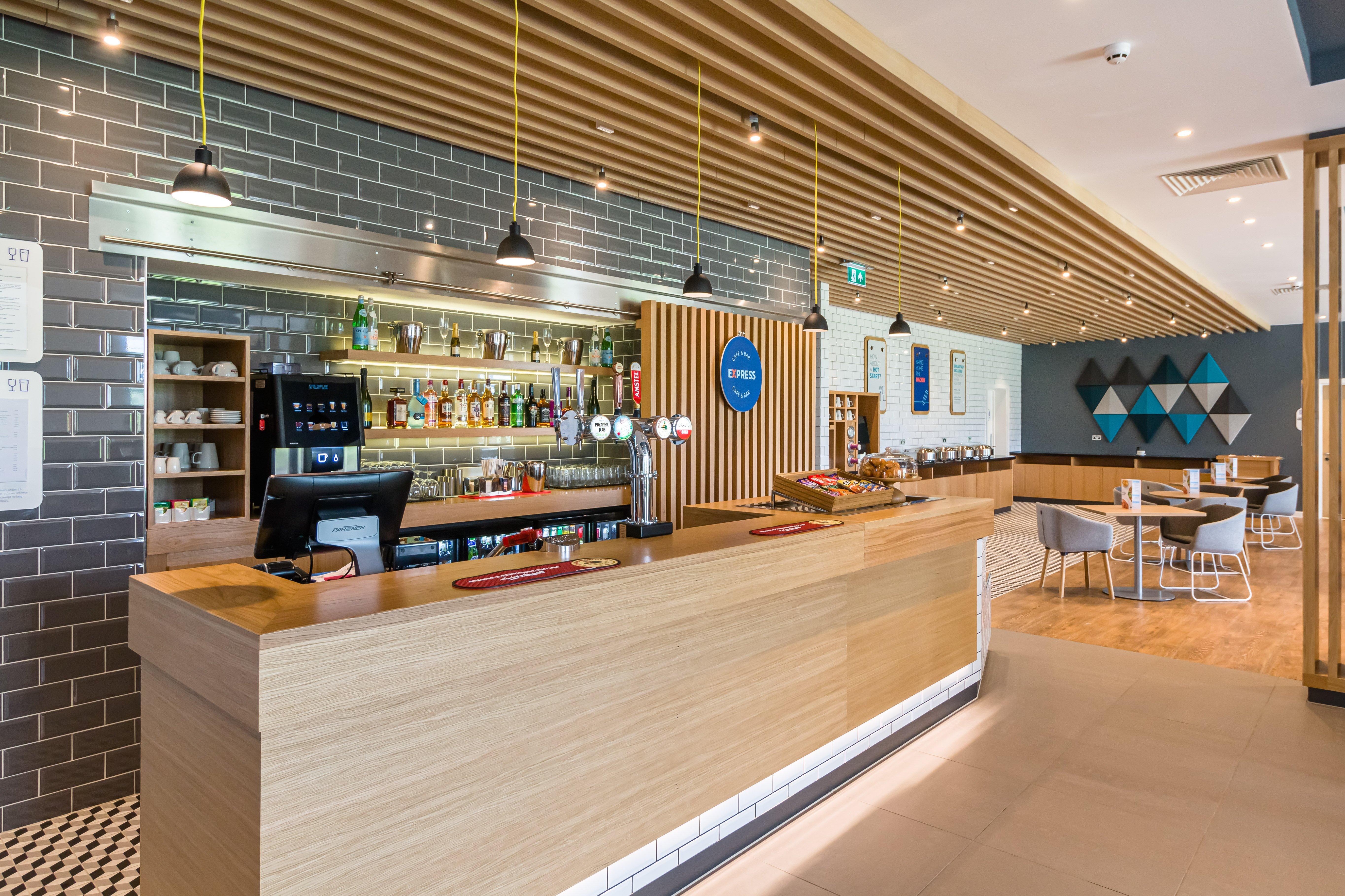 Holiday Inn Express - Bodmin - Victoria Junction By Ihg Exteriör bild