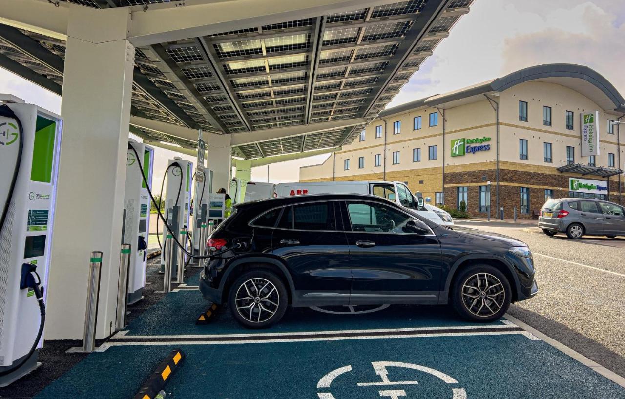 Holiday Inn Express - Bodmin - Victoria Junction By Ihg Exteriör bild