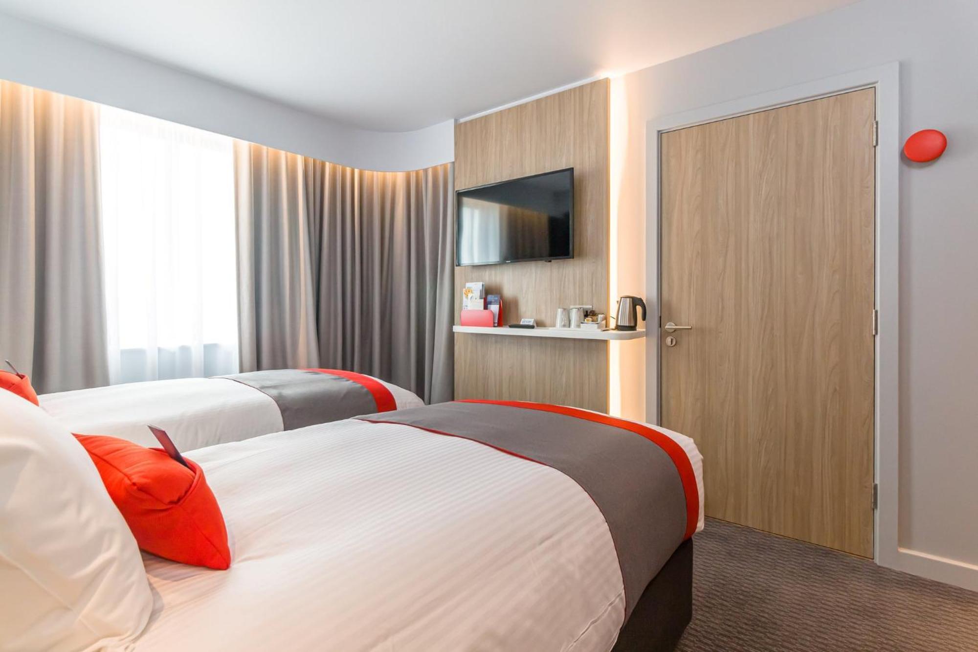 Holiday Inn Express - Bodmin - Victoria Junction By Ihg Exteriör bild